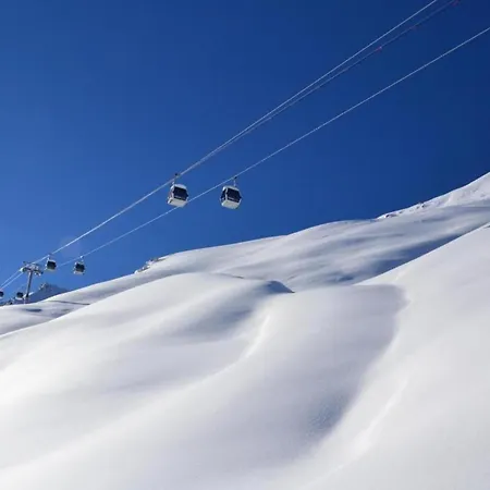 Cosy In A Location *